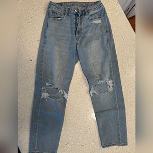 Women's Distressed Blue Jeans; size 6 short